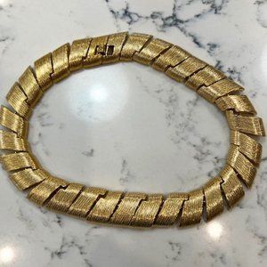 Elegant vintage 18K plated gold necklace /choker